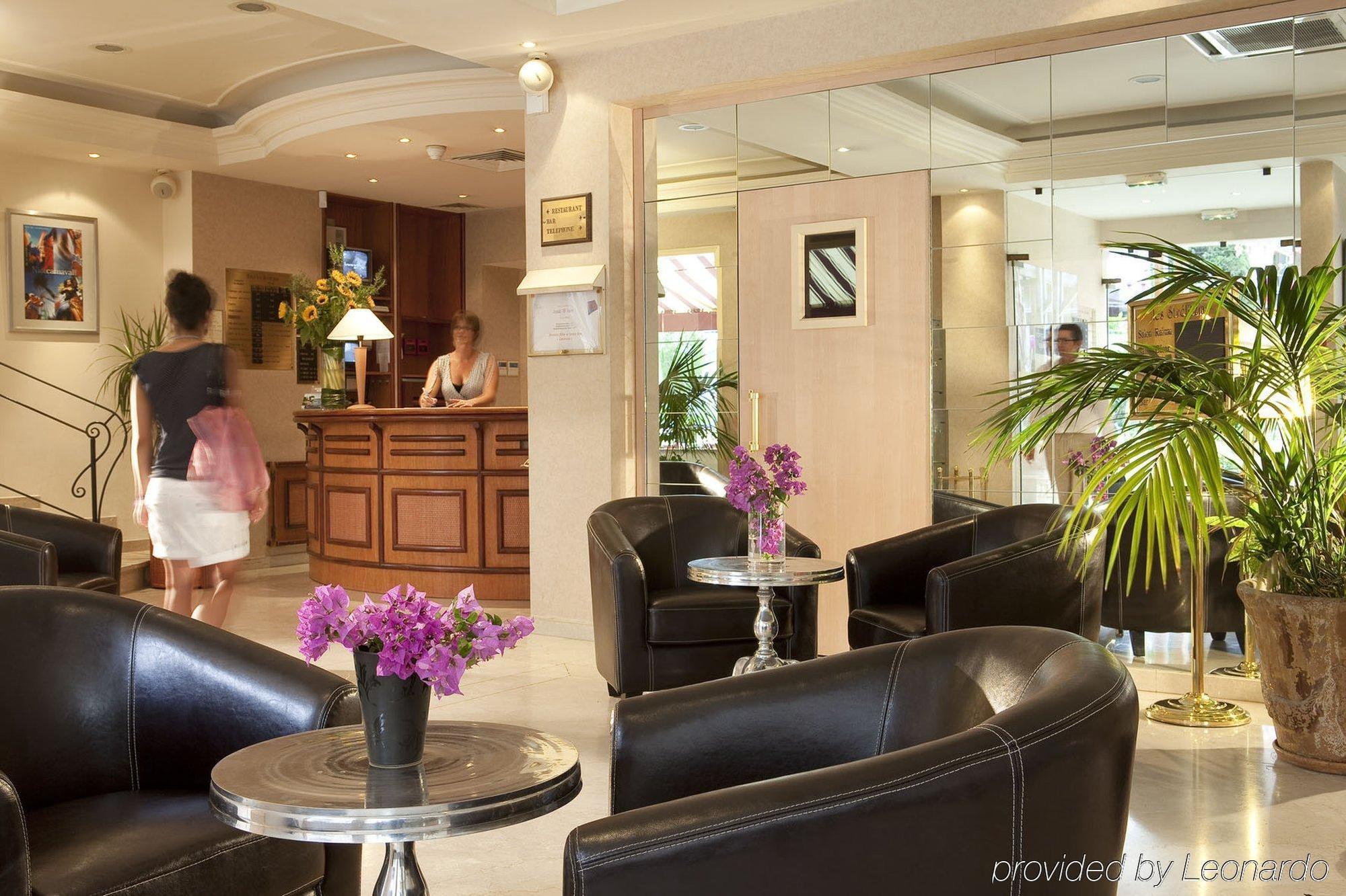 The Originals Residence, Les Strelitzias ฌวง-เลส์-แป็งส์ ภายนอก รูปภาพ